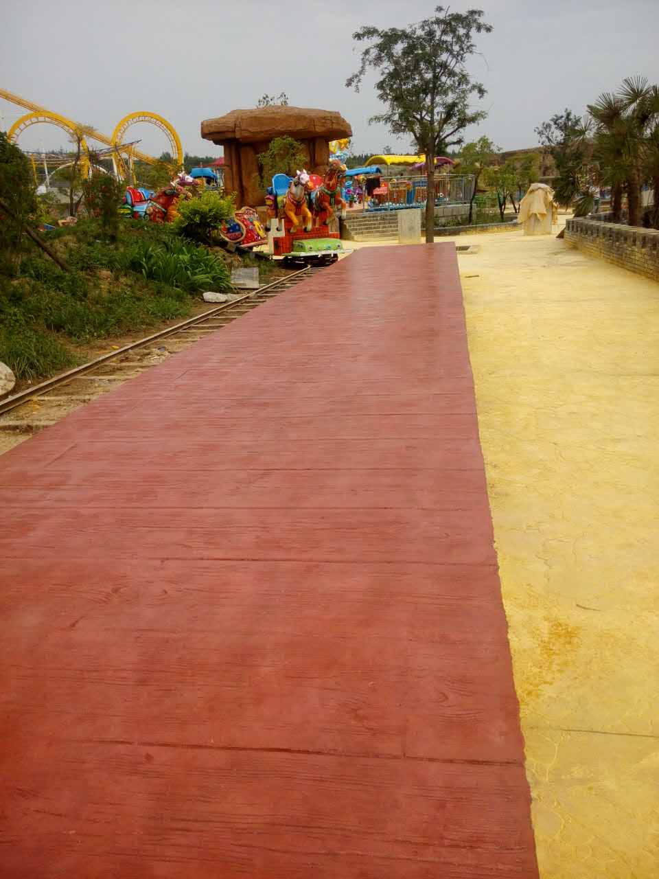 寶雞老街游樂園壓花地坪項目